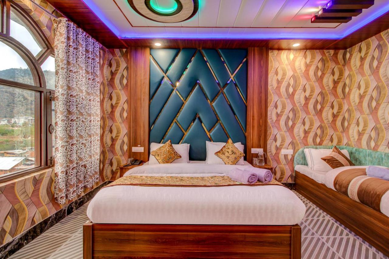 Hotel Royal Hameed Srīnagar Extérieur photo